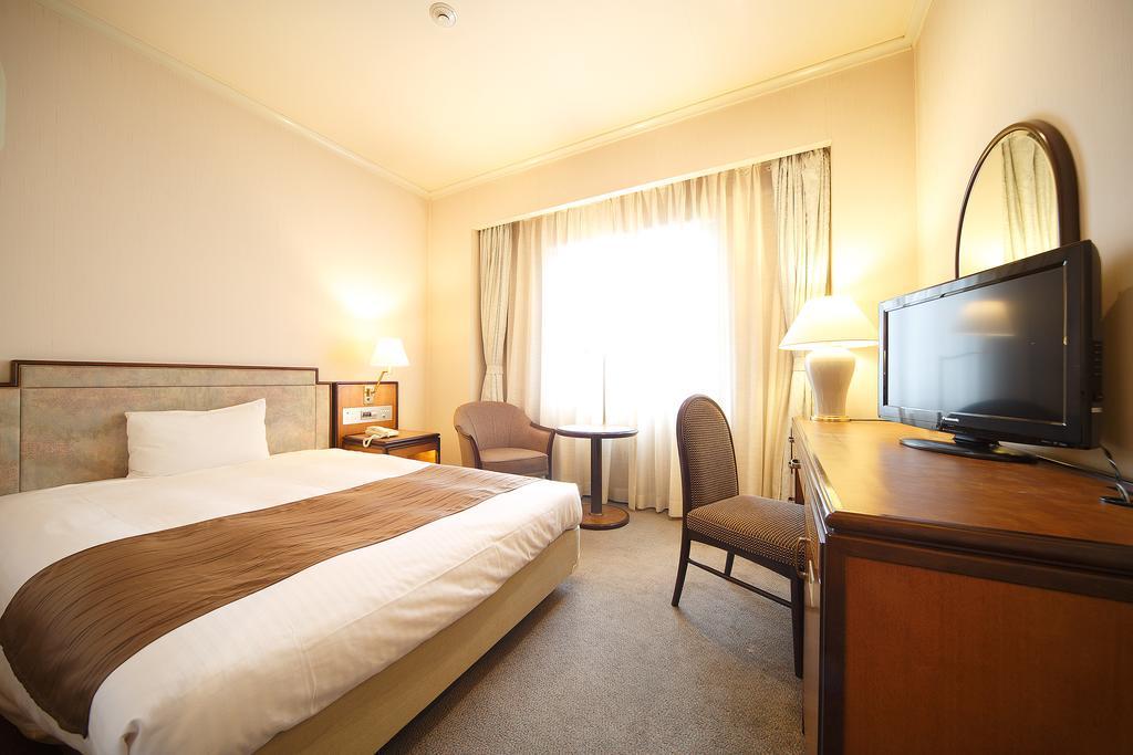 Hotel New Omi Omihachiman Exterior photo